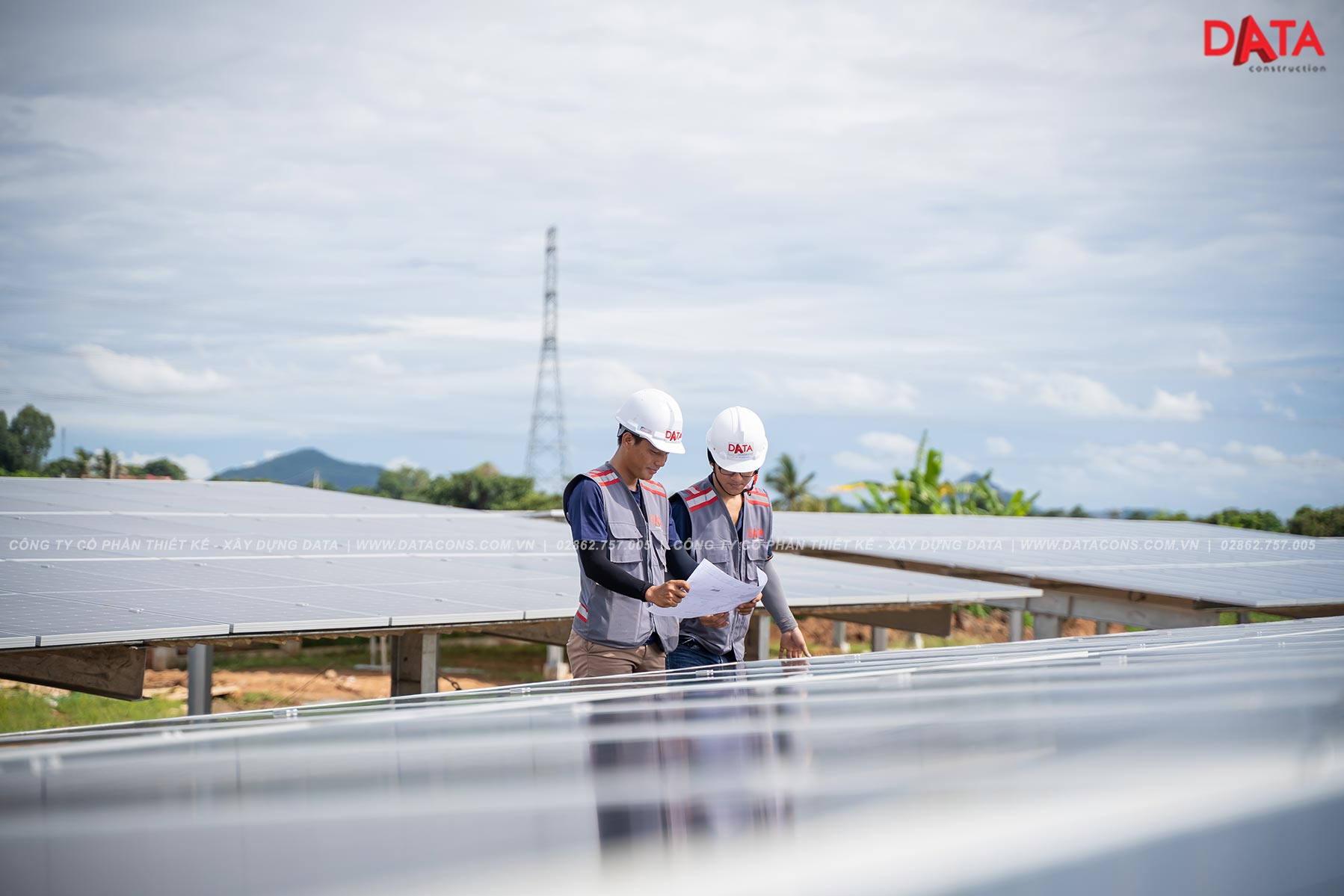 DATA CONS thi cong he thong dien mat troi ap mai solar rooftop 1